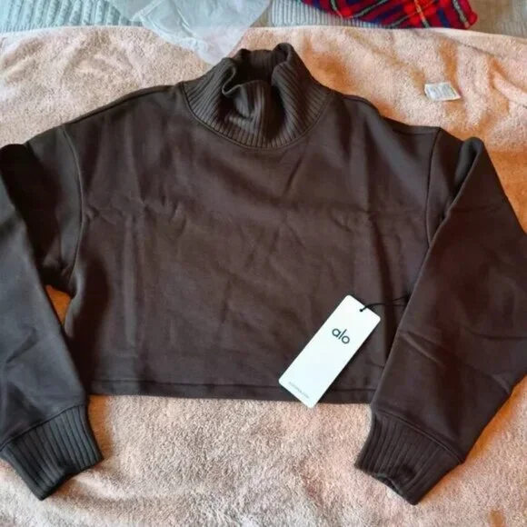 Alo Yoga Cropped Serenity Coverup And Serenity Wide Leg Sweatpant Black Set - Picture 2 of 6